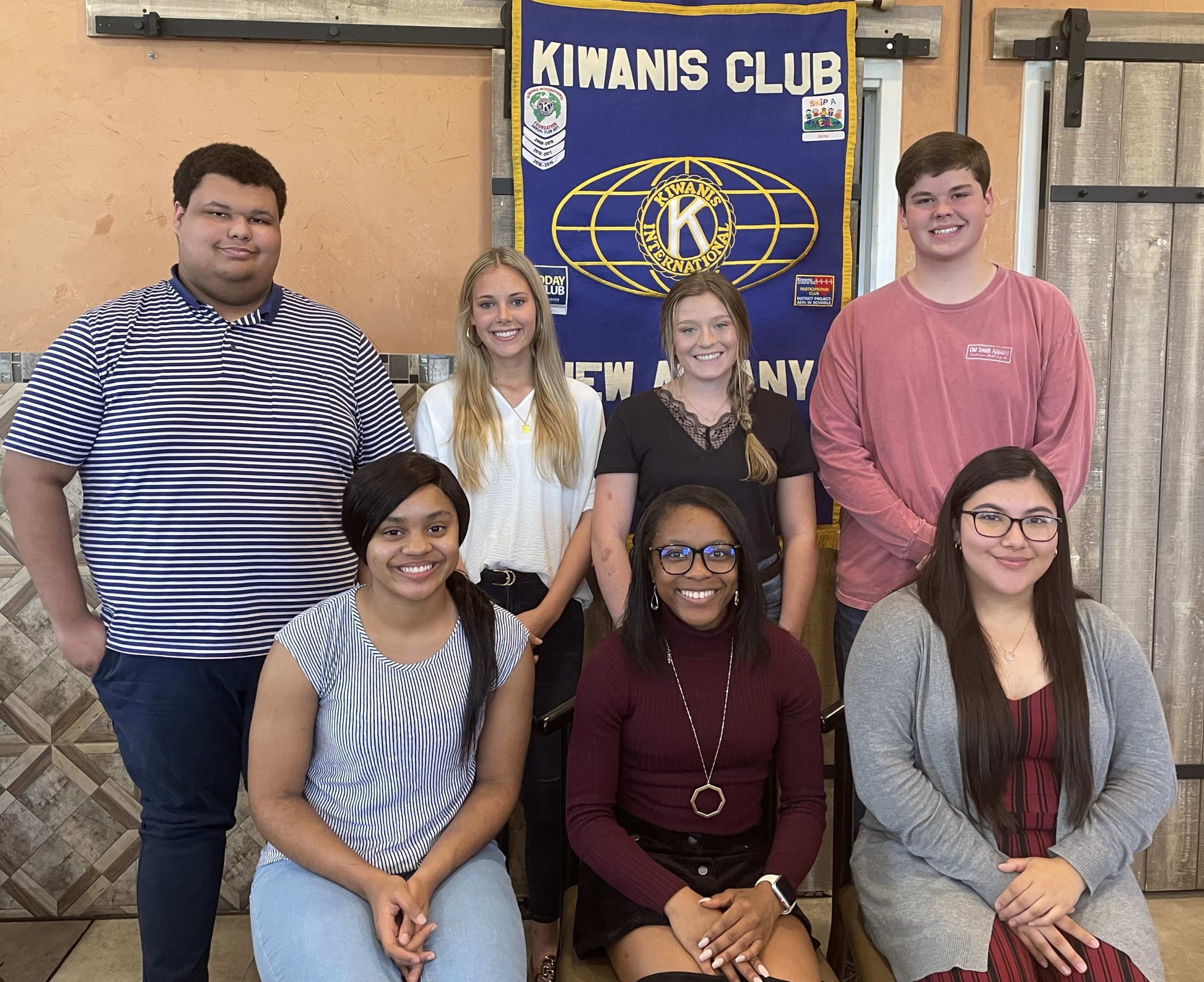 Kiwanis Club Scholarship winners 