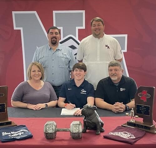New Albany Bulldog Powerlifter Gavin Crumpton signed with Blue Mountain College Powerlifting on Wednesday, April 13.