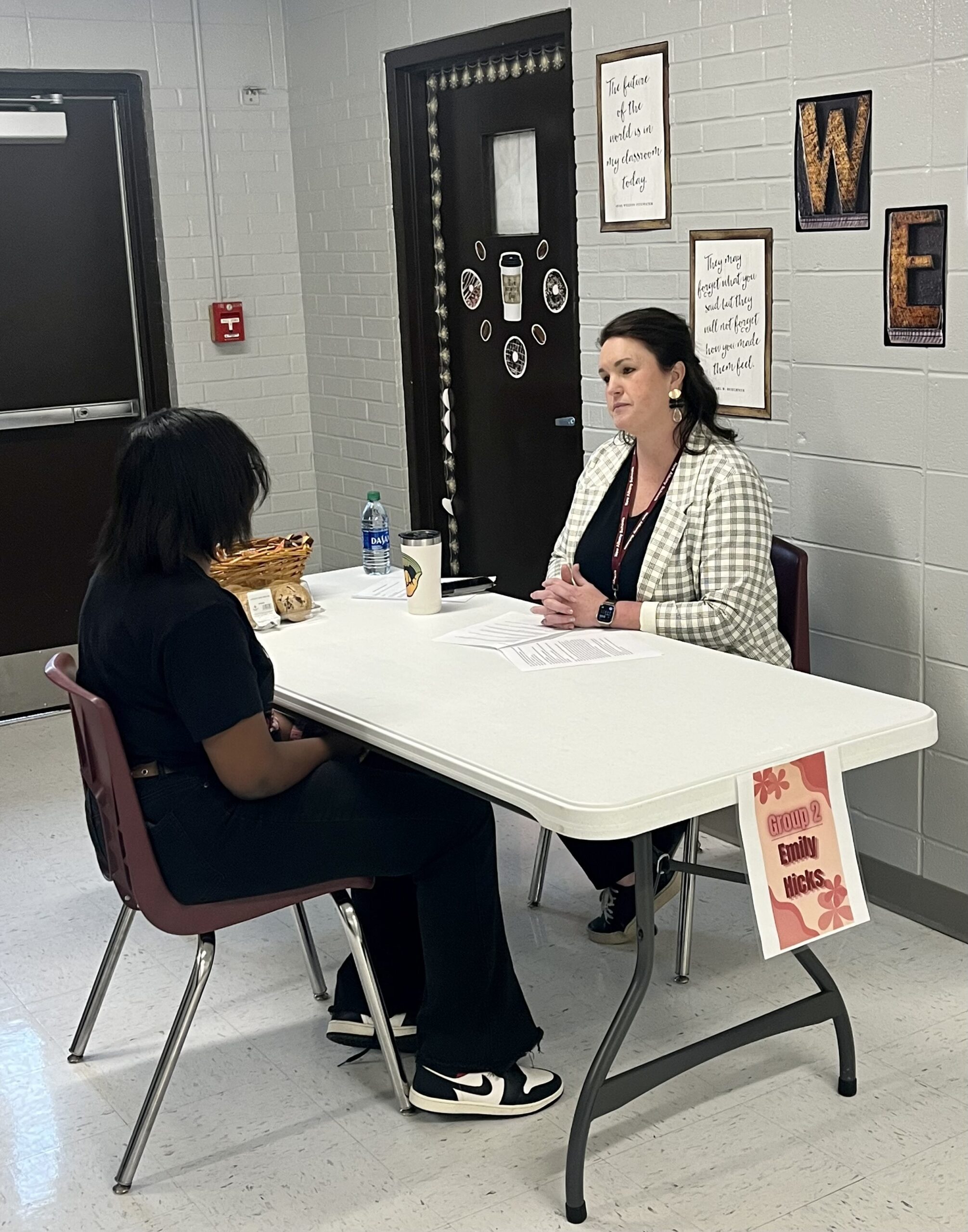 During the week of February 13, New Albany Middle School Career Coach, Emily Hicks, met with all 8th graders to discuss manners, how to shake a hand, eye contact, and good communication skills. On February 17, all 8th grade students are participating in mock interviews. Special thanks to the New Albany/Union County Workforce Development Team and NAMS teachers for helping conduct interviews.